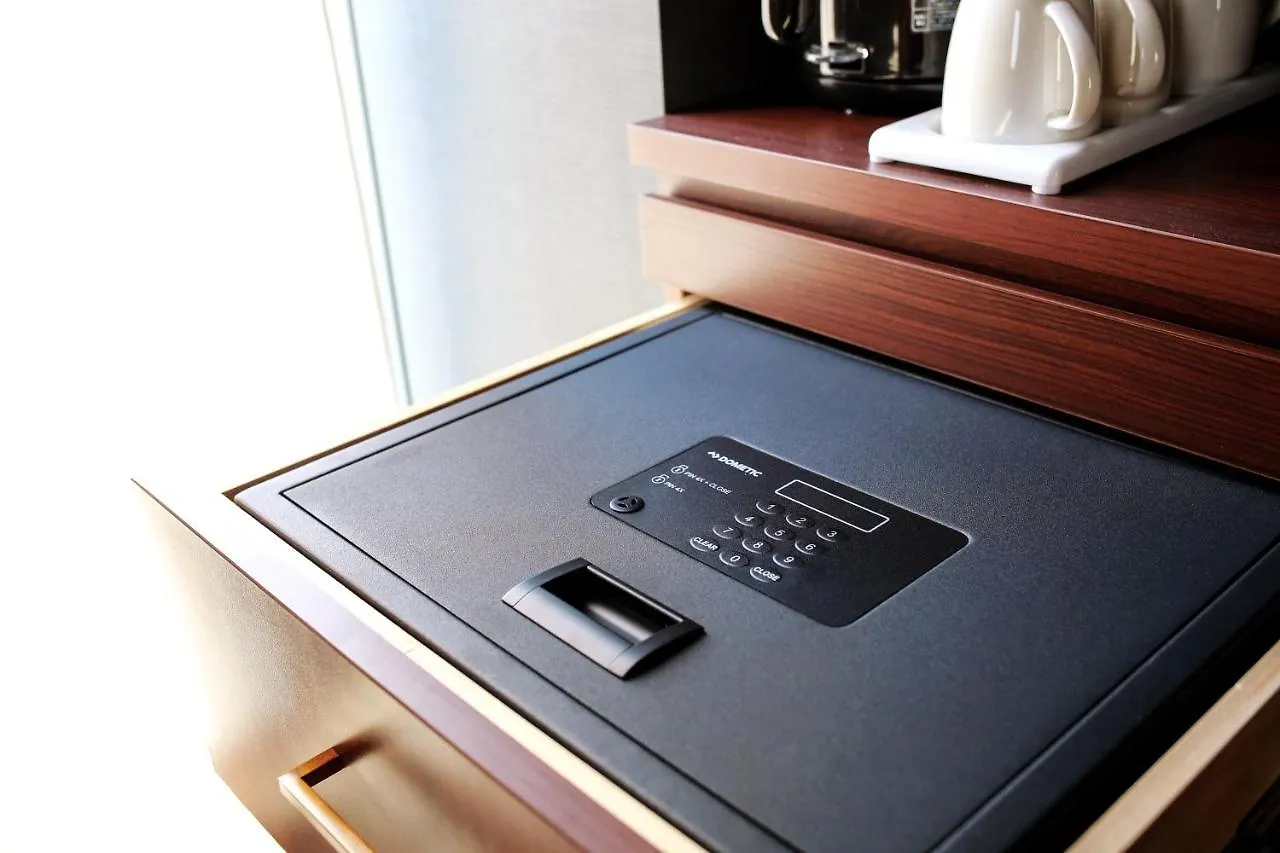 Hotel Comfact Tokyo
