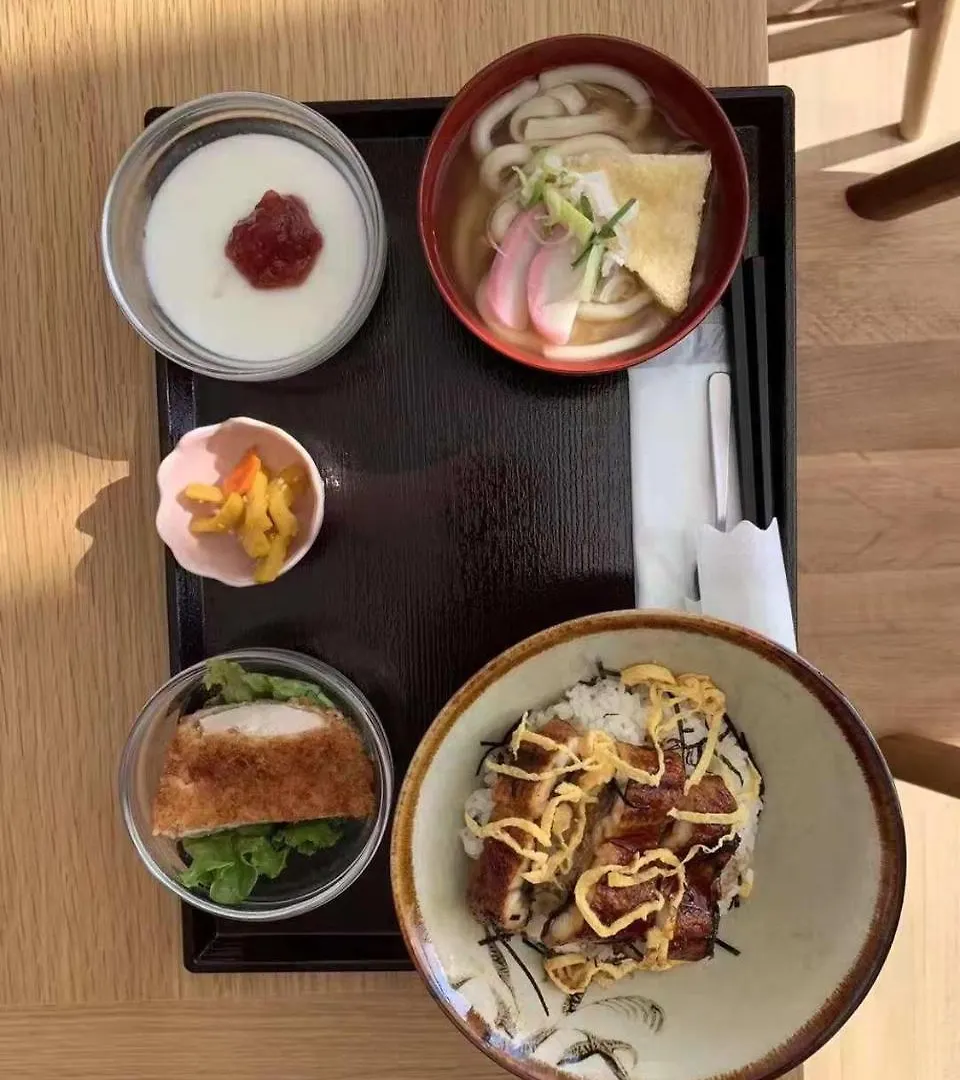 Hotel Comfact Tokyo 3*,  Japan