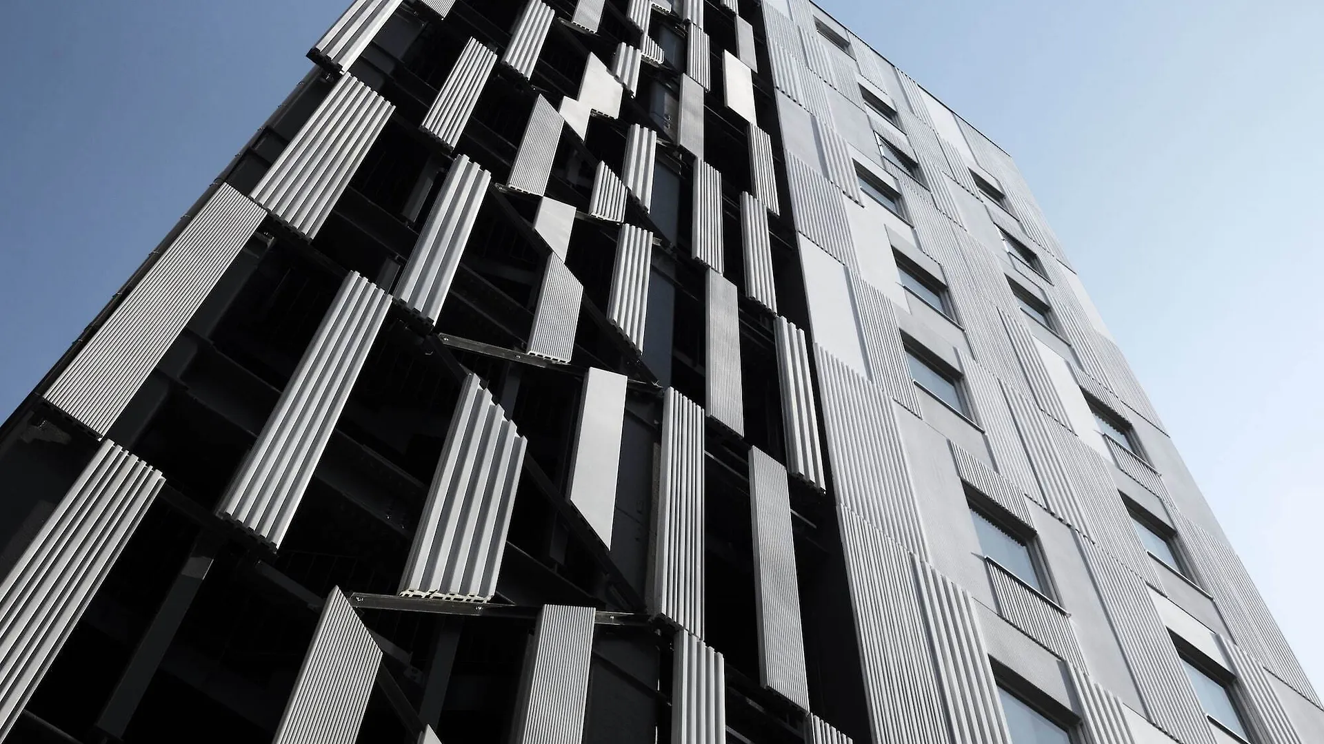 Hotel Comfact Tokyo 3*,  Japan